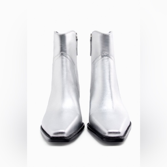 NWT. Zara Metallic Silver Cowboy-Style Leather Ankle Boots. Size 8, 9. - Picture 3 of 11
